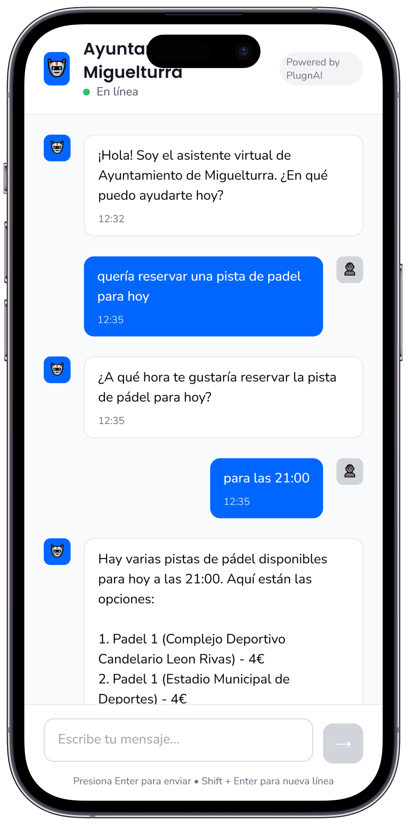 Chat móvel: um utilizador a pedir ao agente para reservar um campo